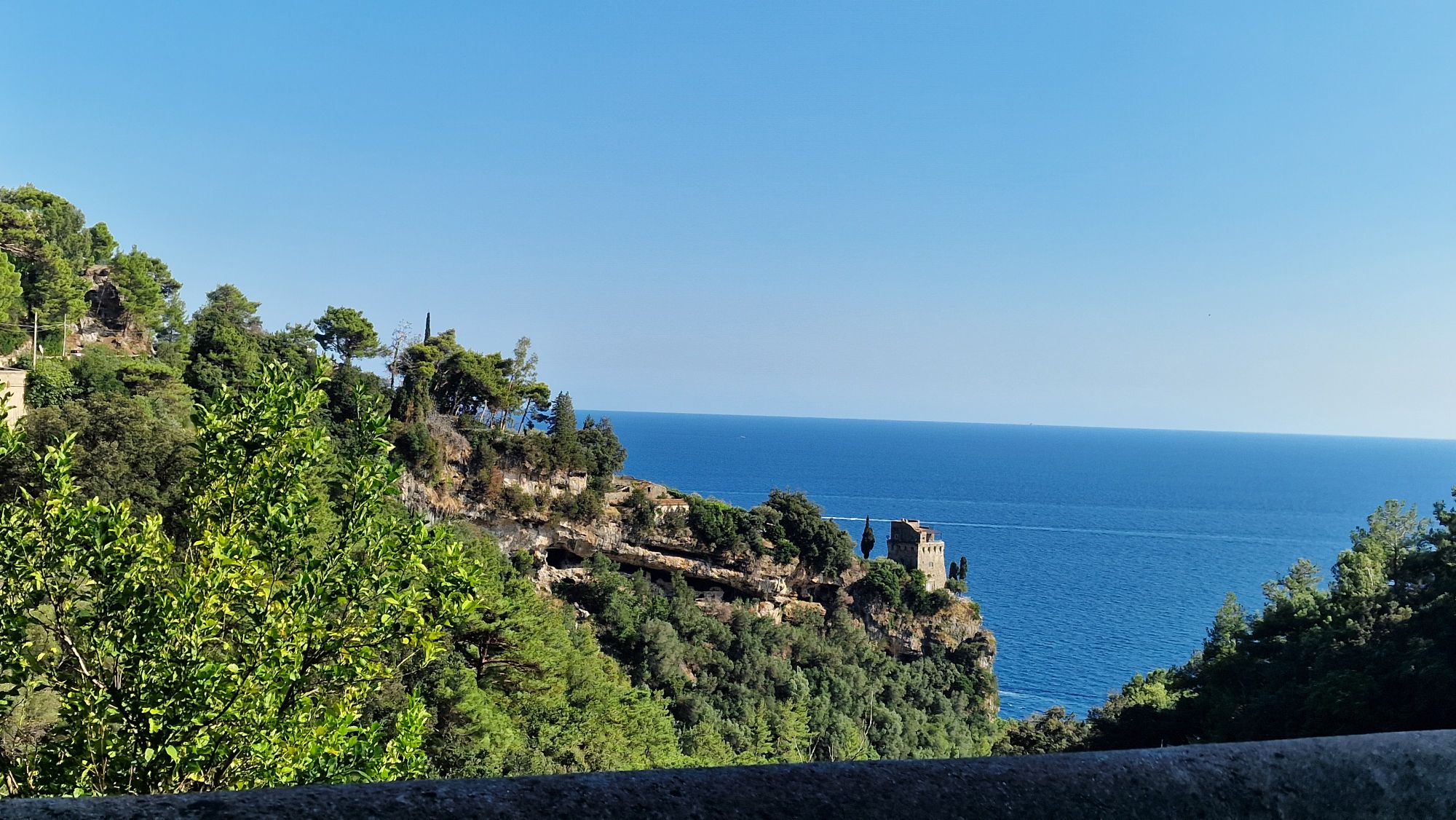 Küste zwischen Vietri sul Mare und Amalfi