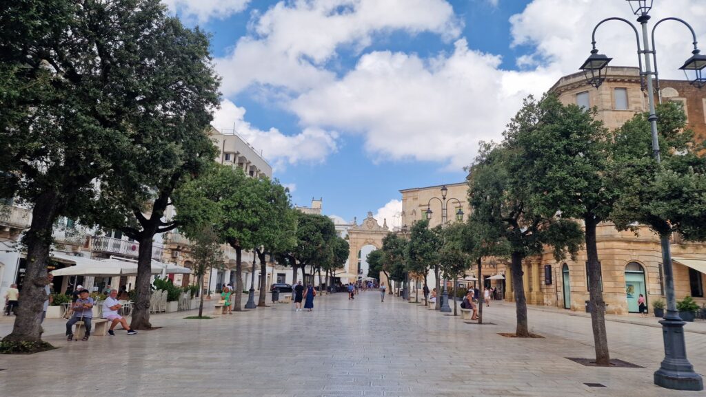 Piazza XX Settembre und Porta Santo Stefano in Martina Franca